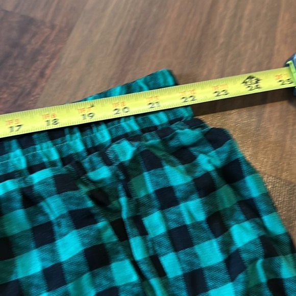 NWT Torrid 3X High Waist Elastic Plastic Green and Black Shorts Ruffled Bottom - Picture 9 of 10